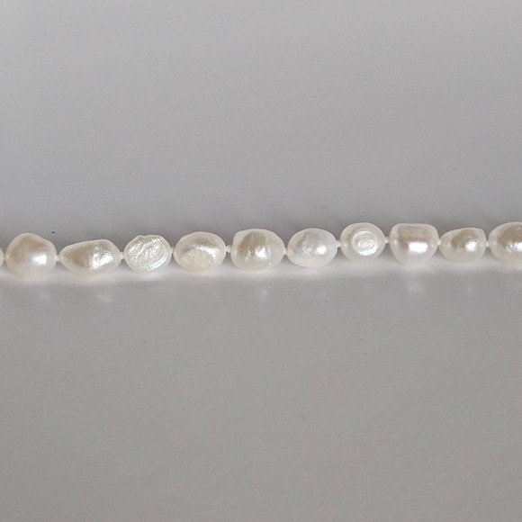 Timeless Elegance: Baroque Pearl Strand Necklace with Sterling Silver Clasp - Picture 1 of 14